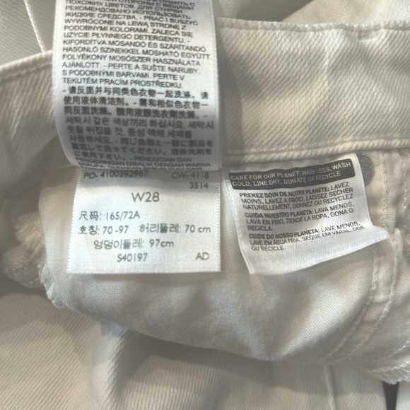Levi’s Women 721 distressed High Rise Skinny jeans Size 28 in White - Picture 5 of 7
